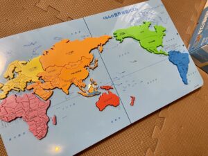 くもん世界地図パズル